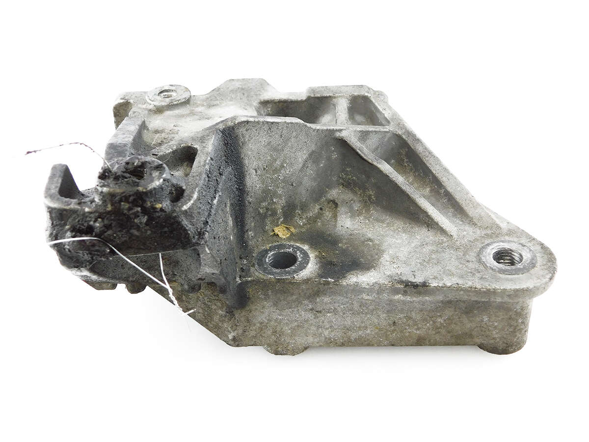 Transmission Bracket 1