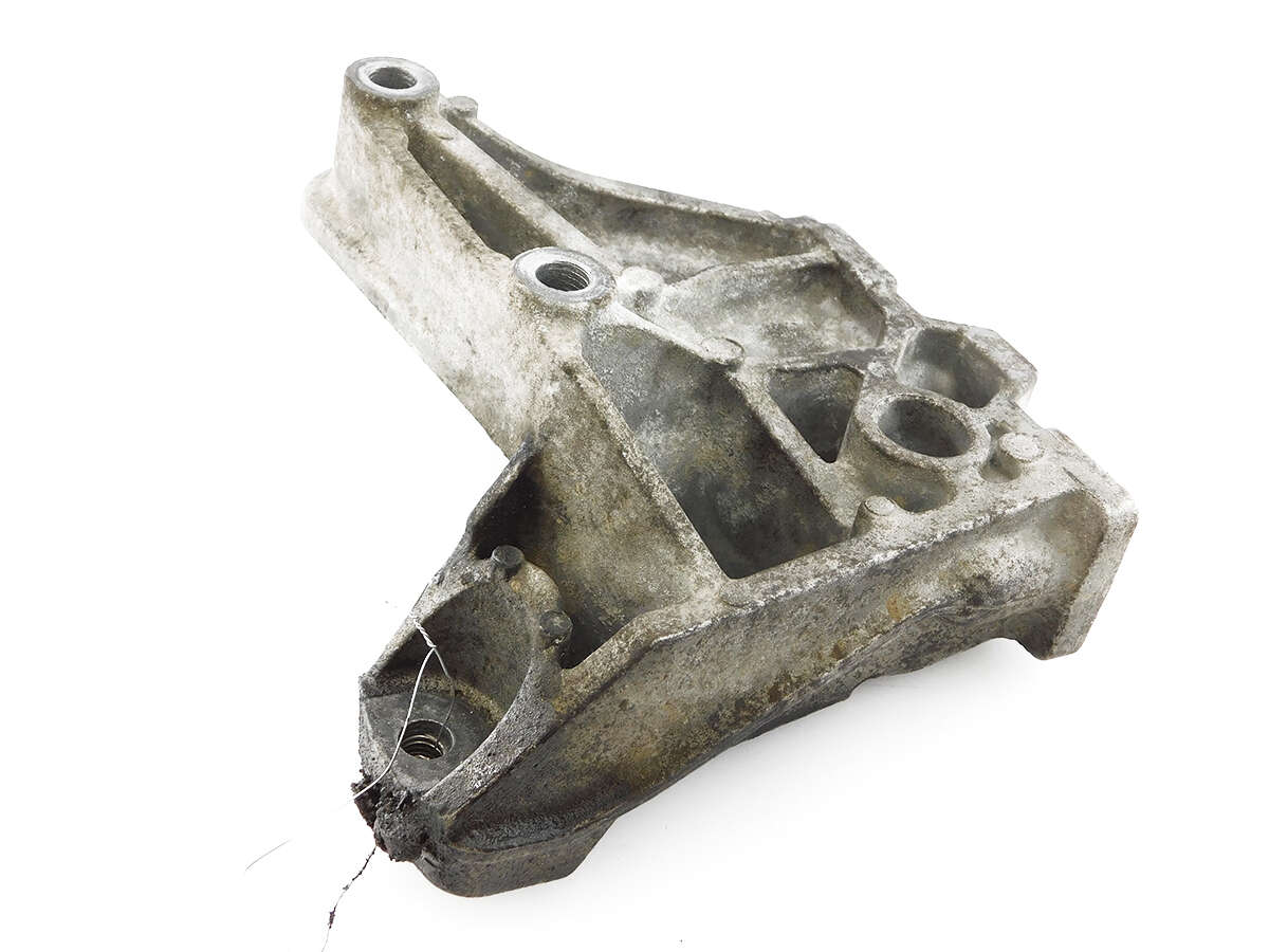 Transmission Bracket 1