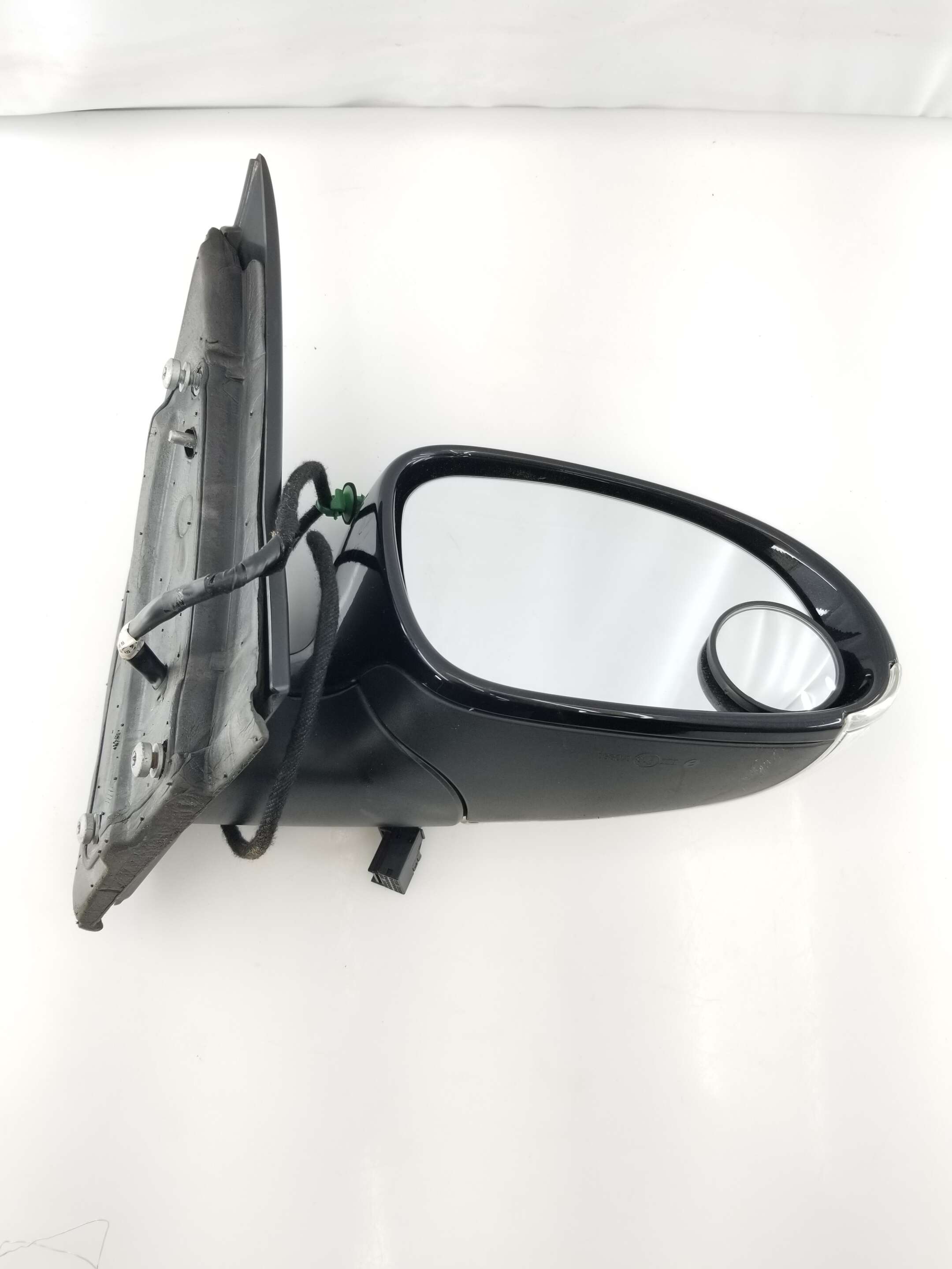 Side Mirror R