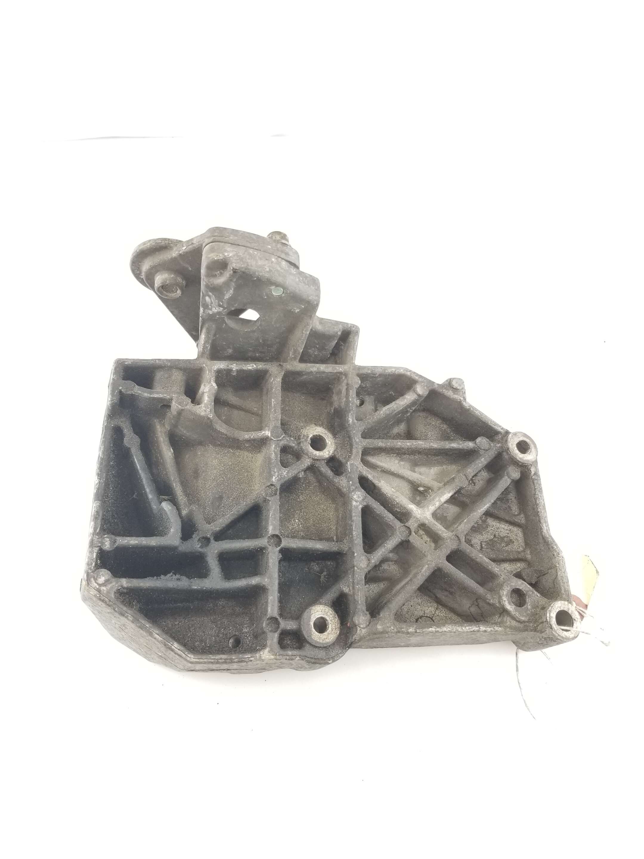 Accessory Bracket 2
