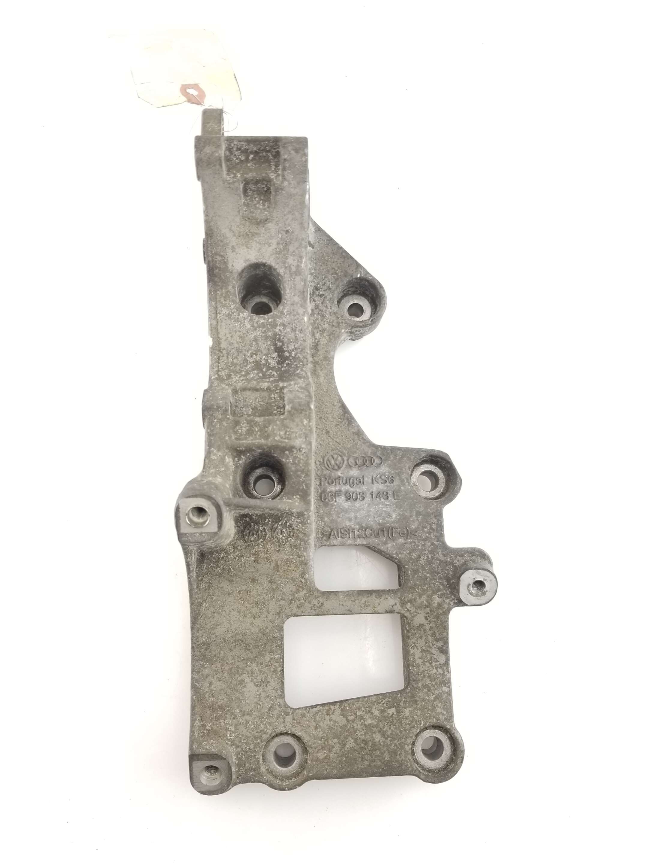 Engine Bracket 1