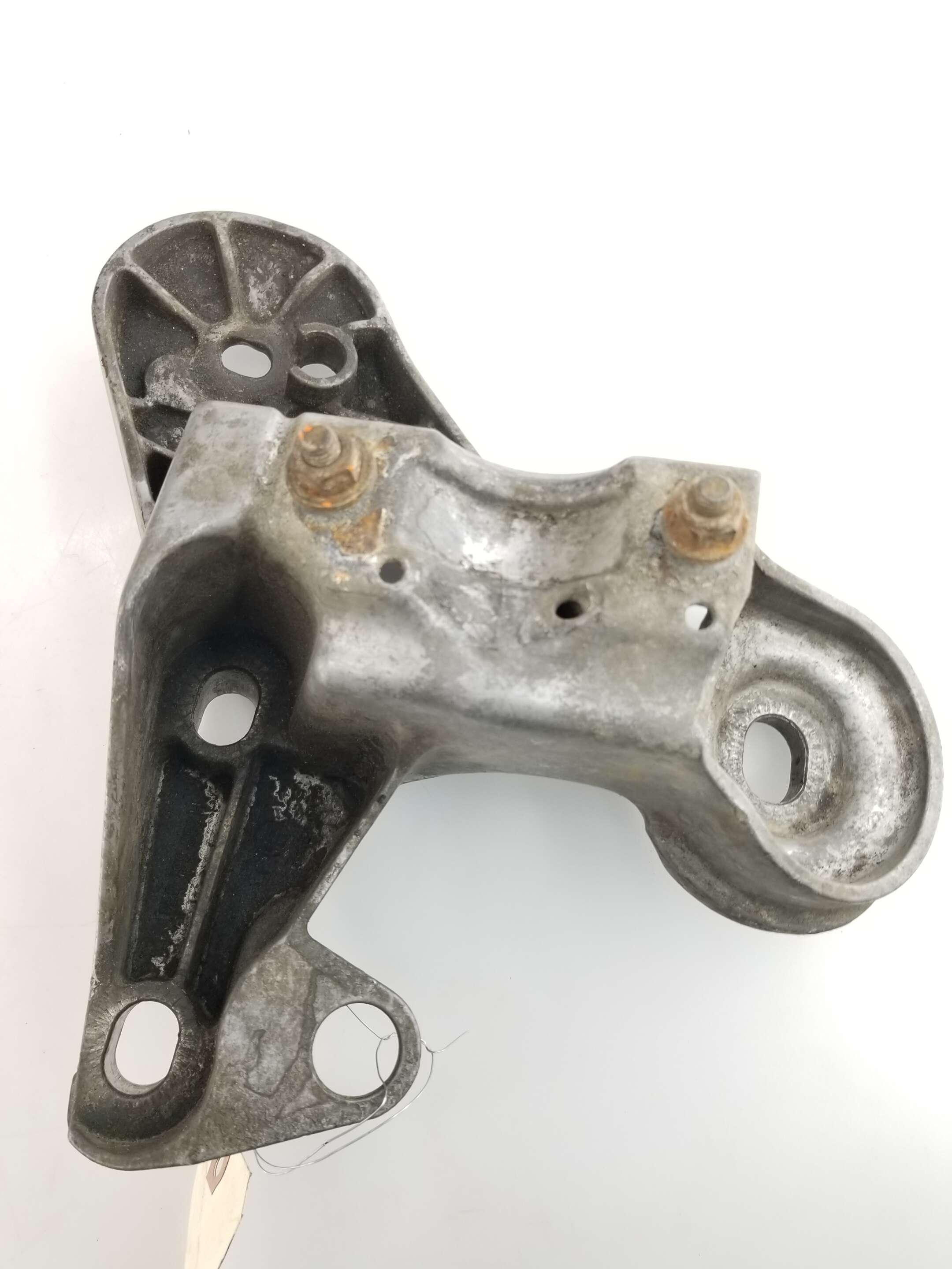 Engine Bracket 1