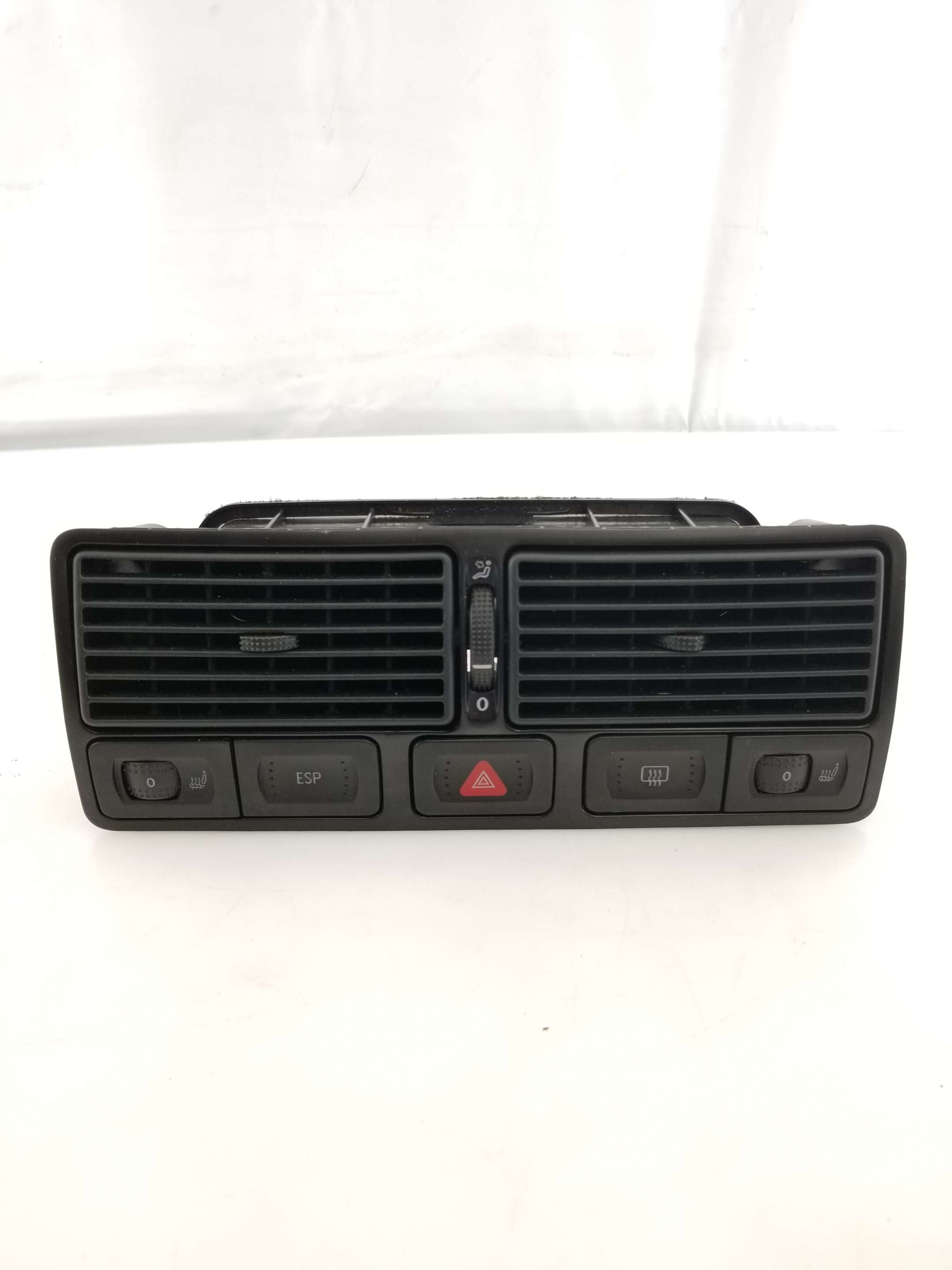 Dash Vent Center