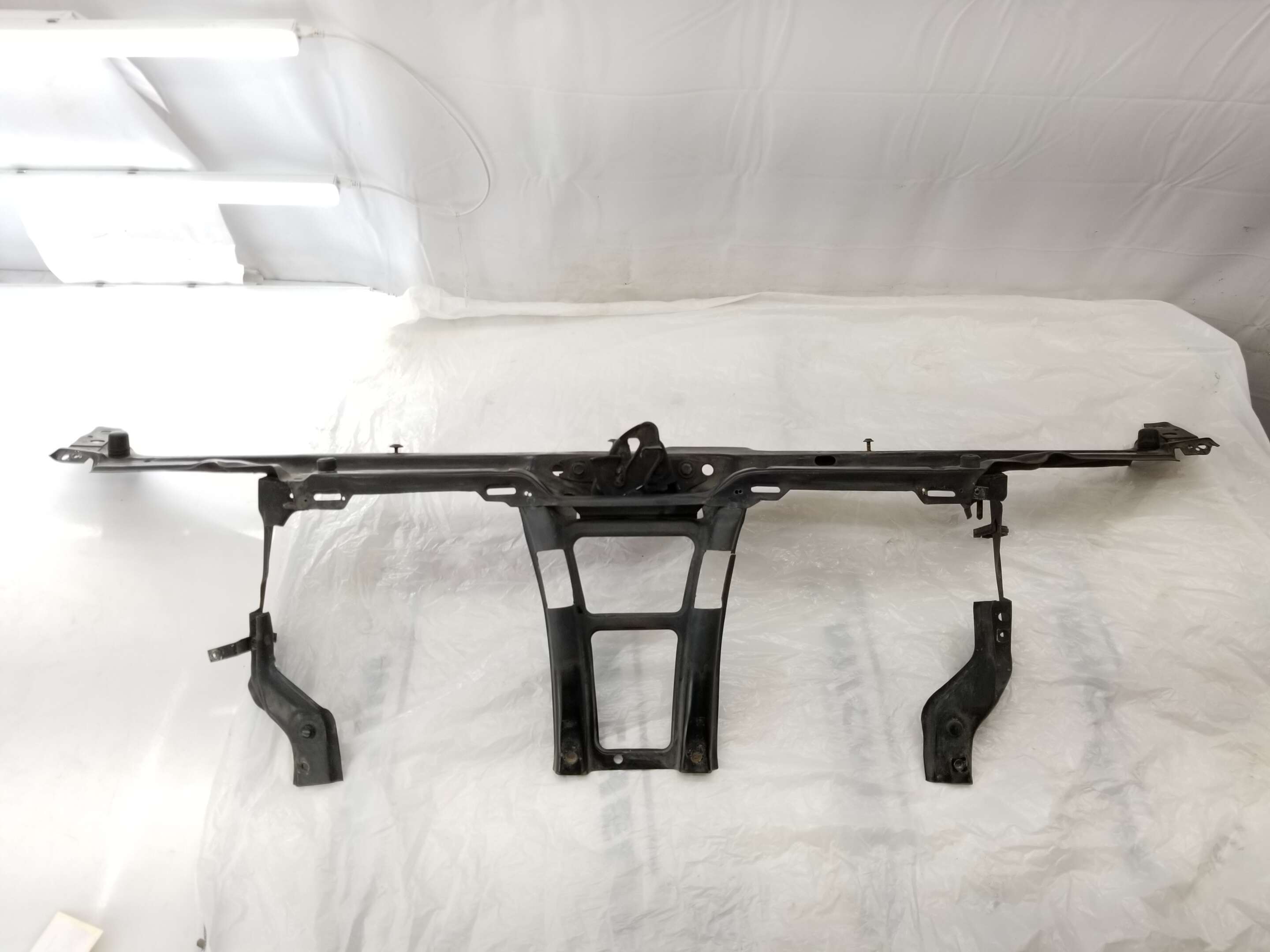 Radiator Support Upper