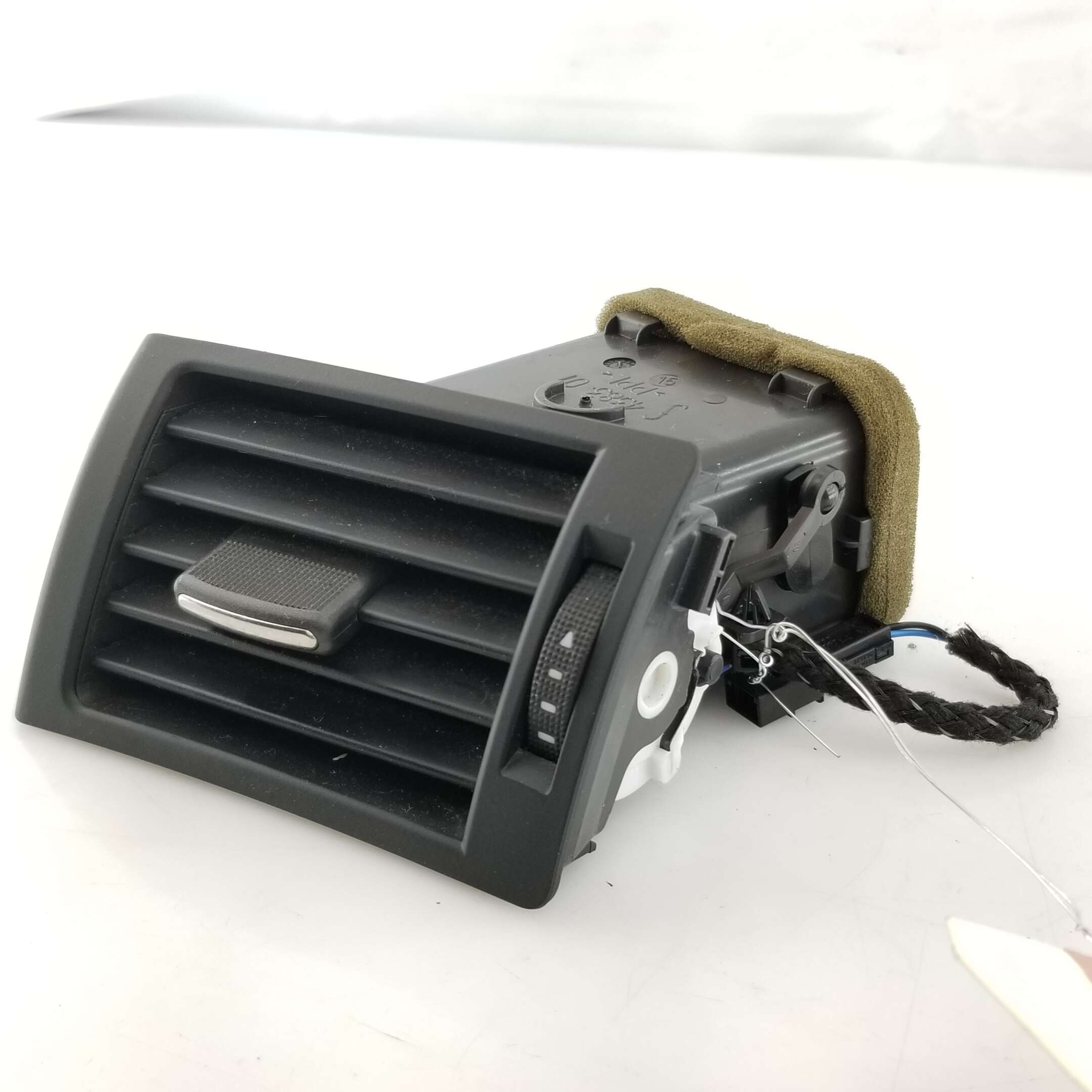 Dash Vent LF