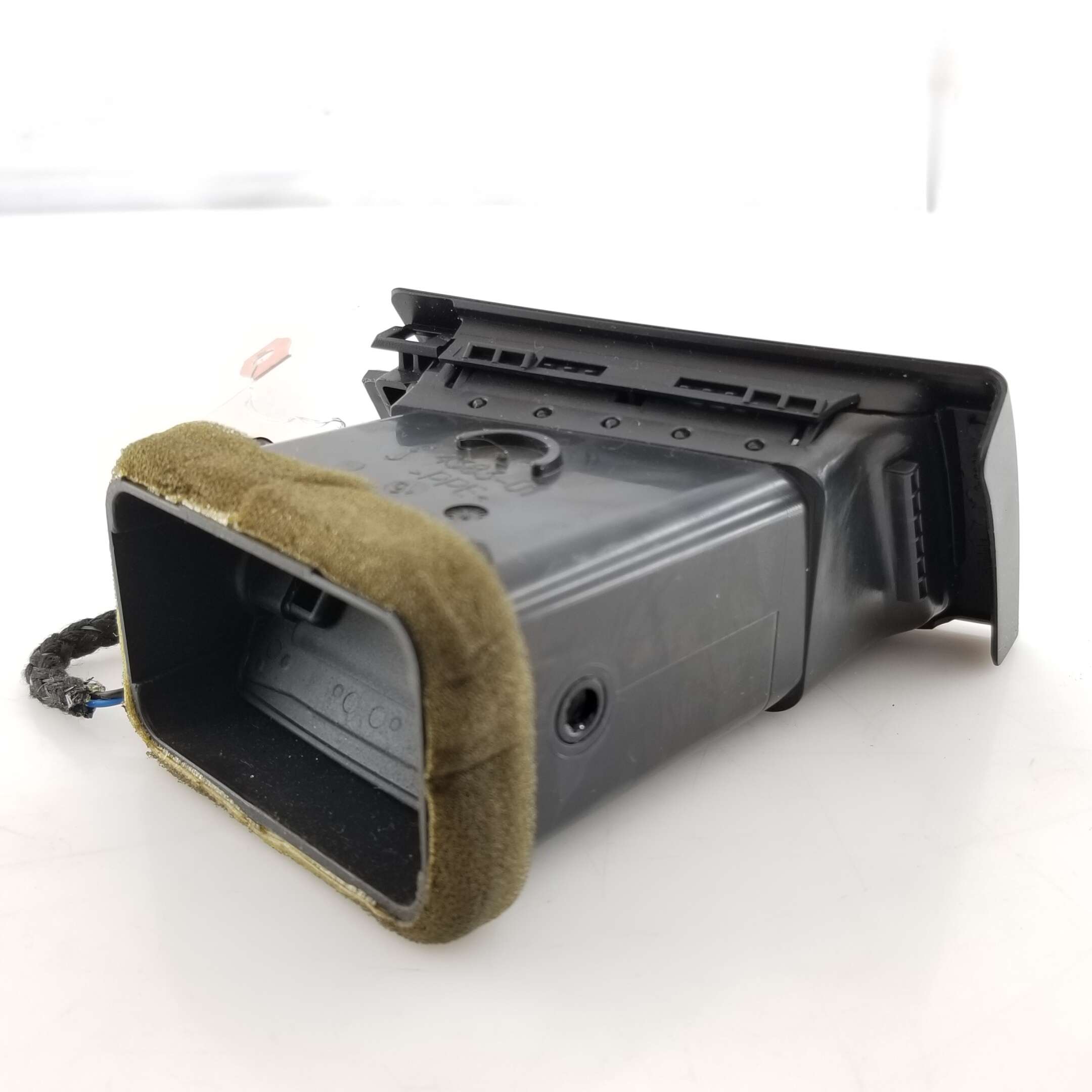 Dash Vent LF