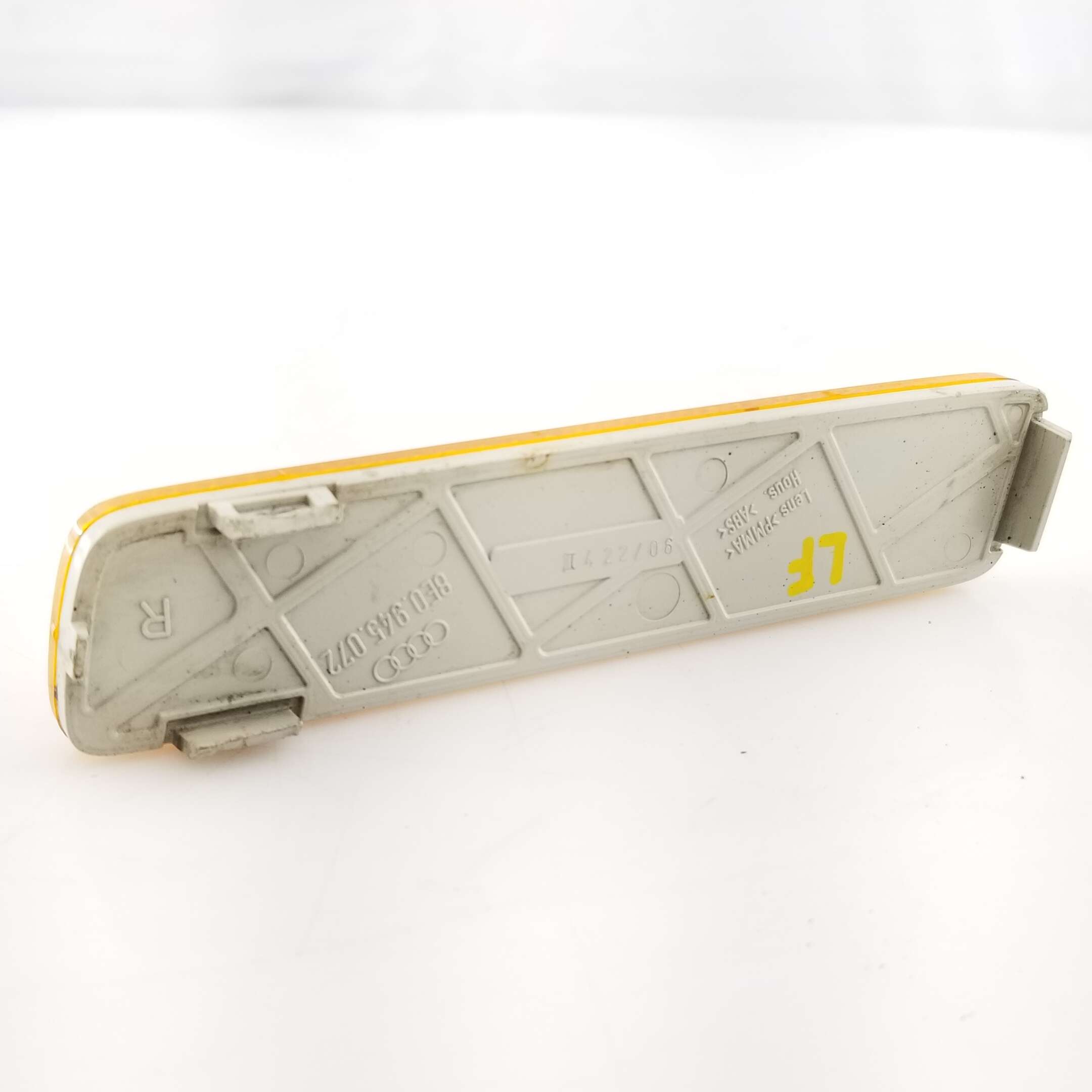 Bumper Reflector RF