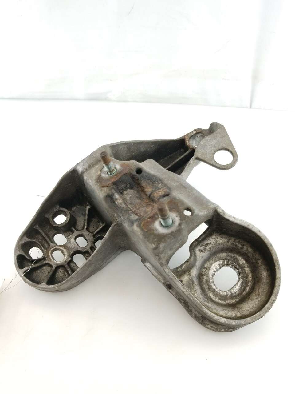 Engine Bracket L