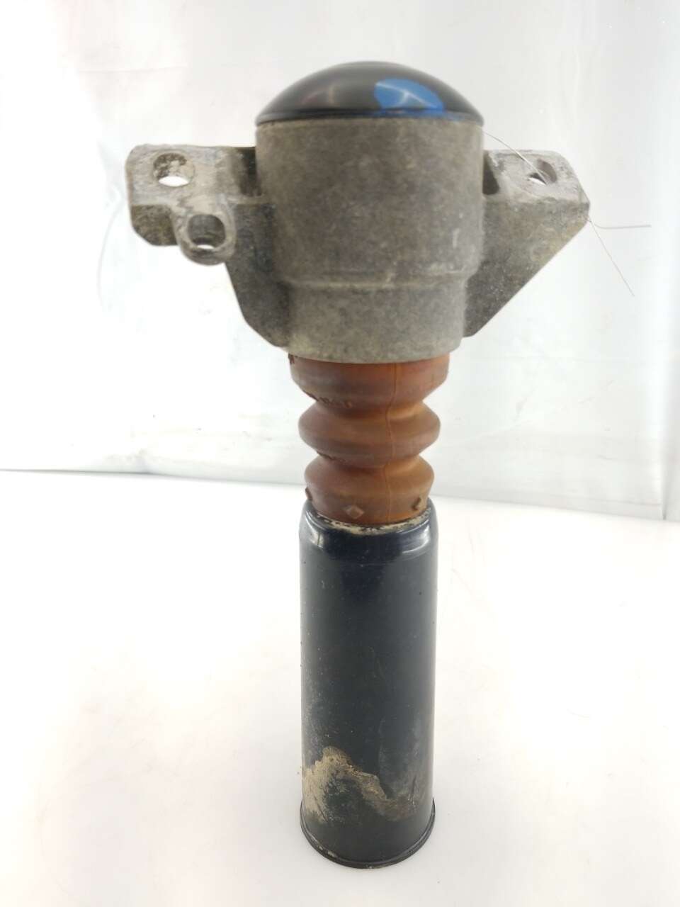 Strut Mount LR