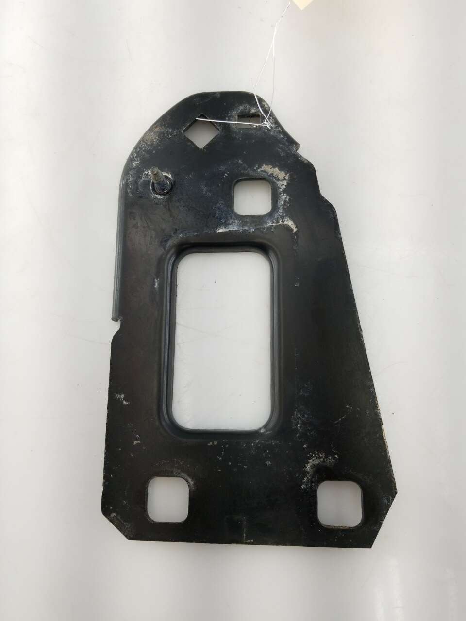 Radiator Support Bracket L 2