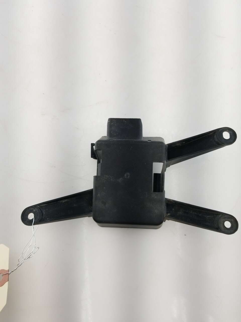 Rad Support Accessory Bracket