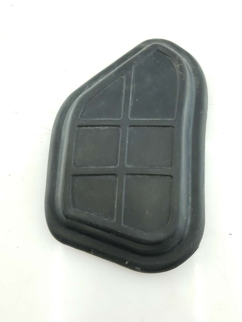 Strut Tower Cover L