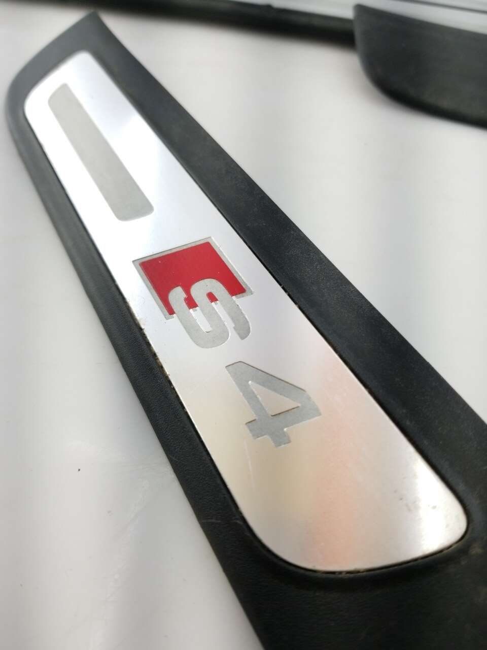 Lower Door Sill Trim Set