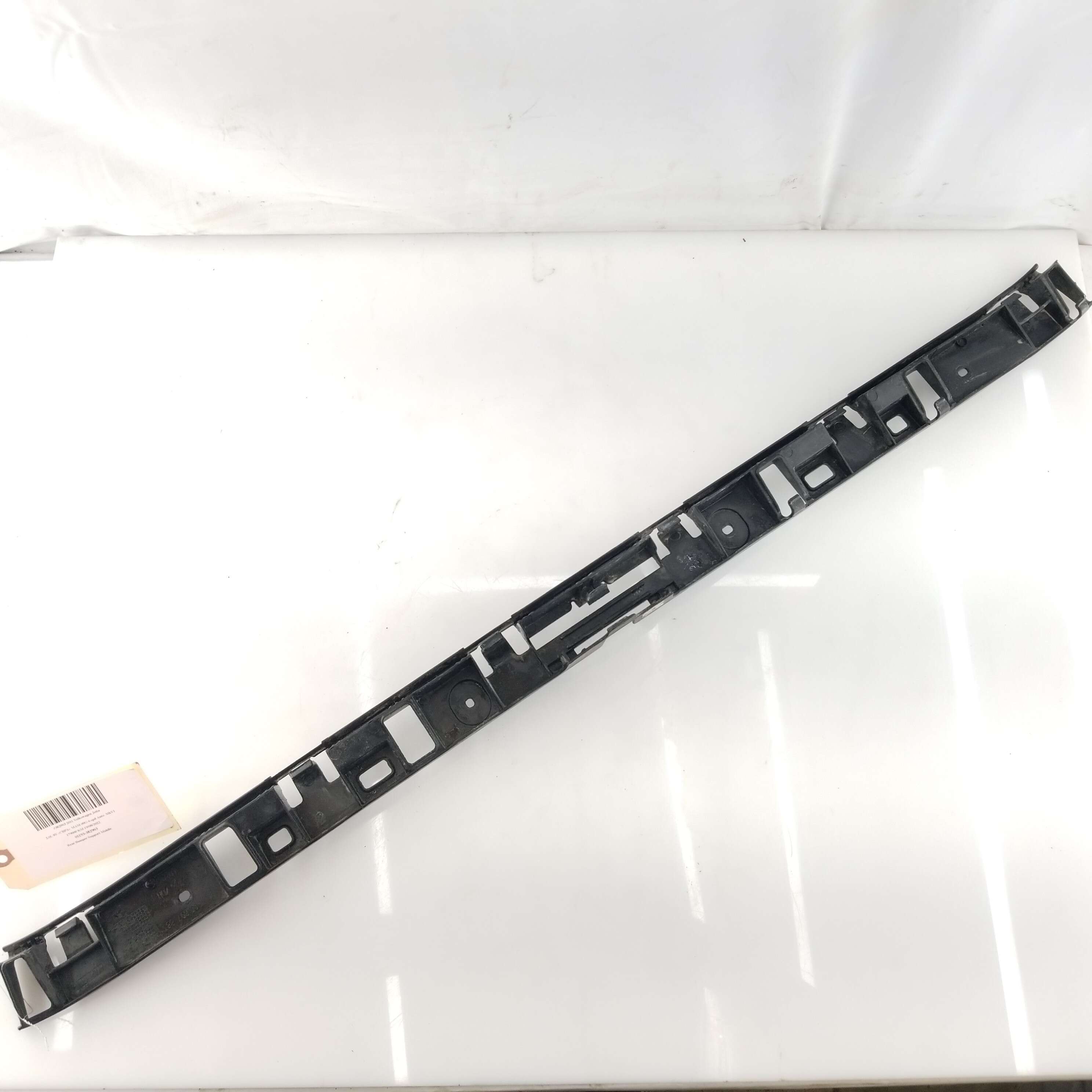 Rear Bumper Support Middle