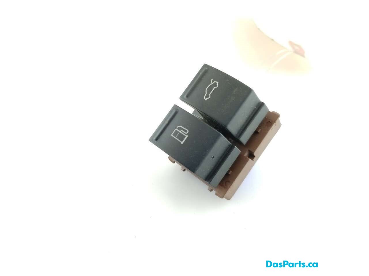 Fuel Door/Trunk Combo Switch