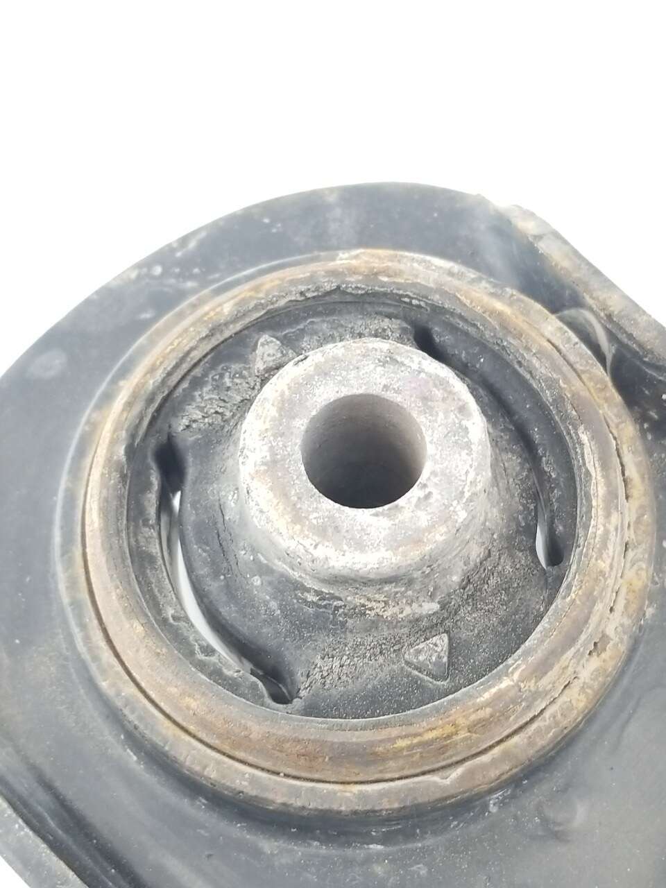 Front Lower Control Arm R