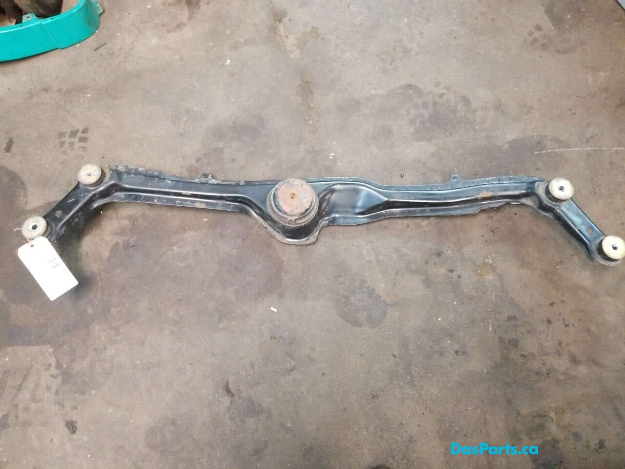 Engine Bracket 1