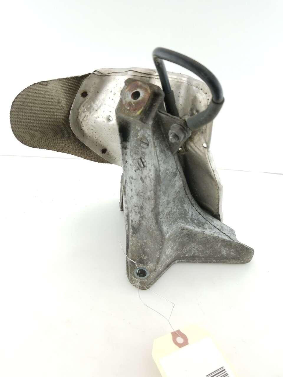 Engine Bracket R