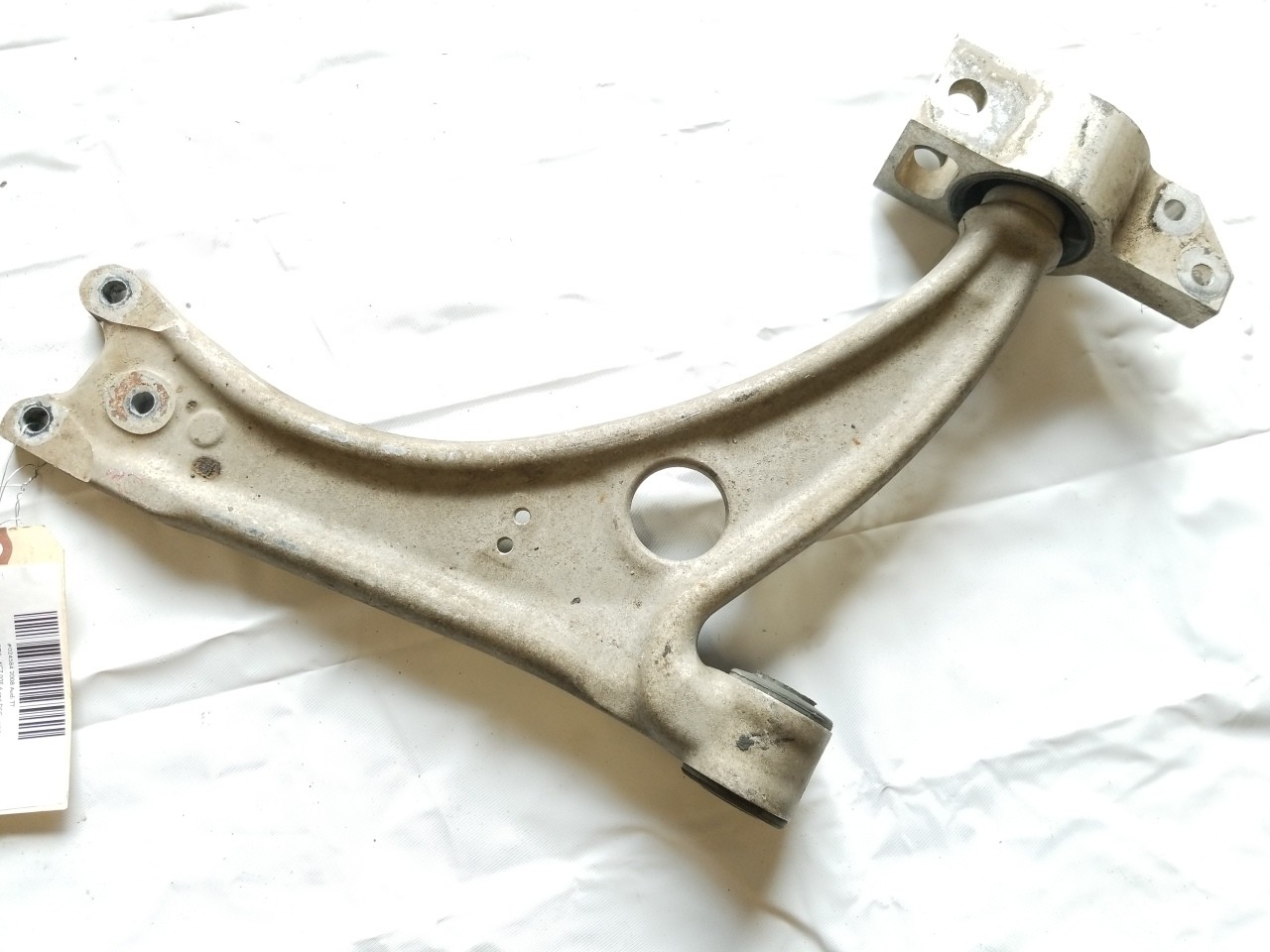 Front Lower Control Arm R