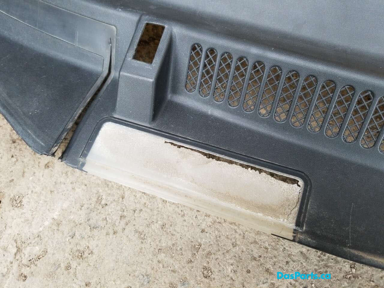 Wiper Cowl