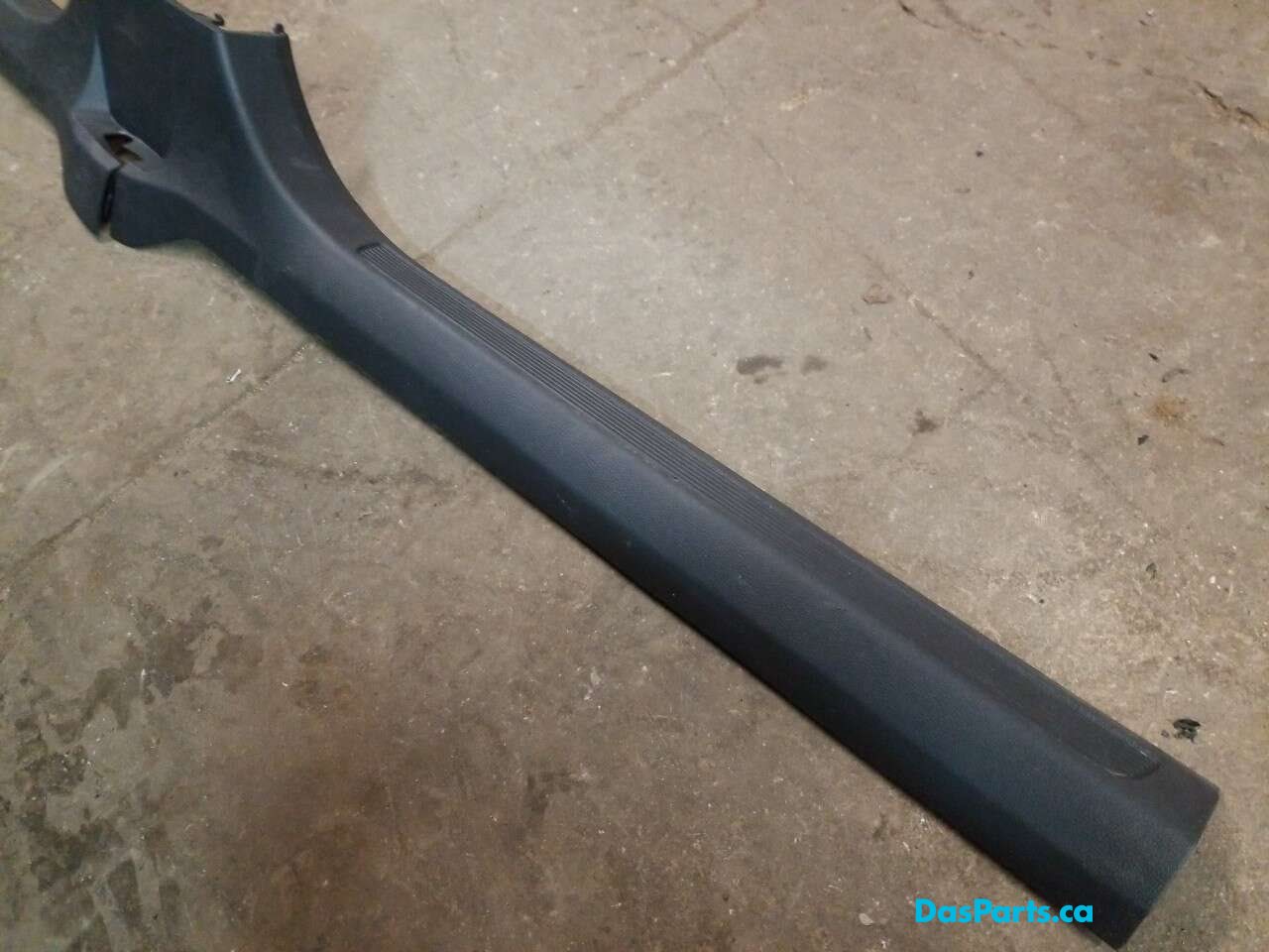 Lower Door Sill Trim L