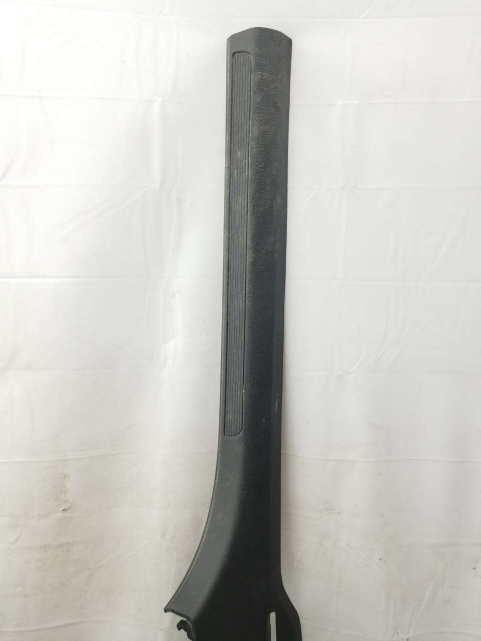 Lower Door Sill Trim L