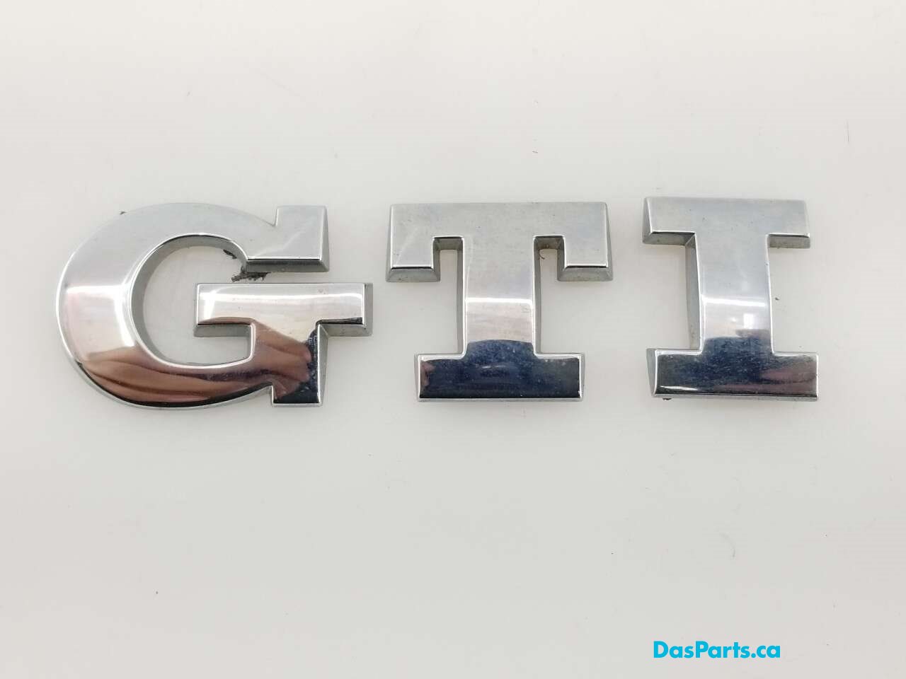 Trunk Emblem 1