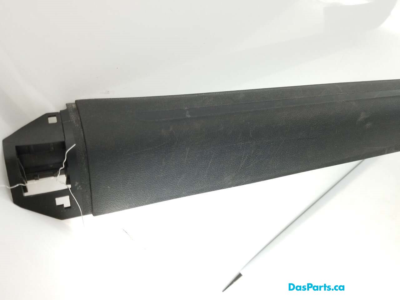 Lower Door Sill Trim R