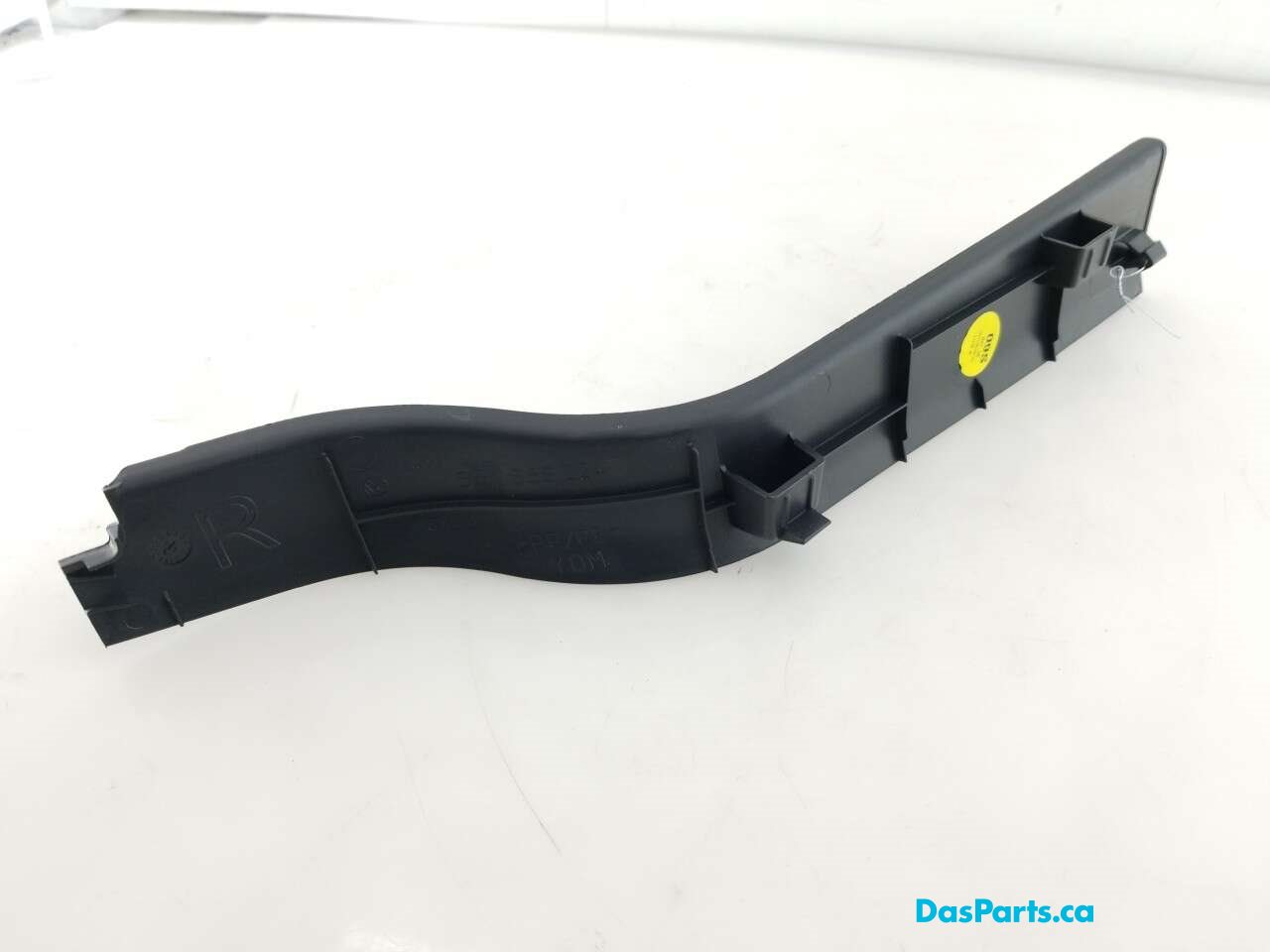 Lower A-Pillar Trim R 1