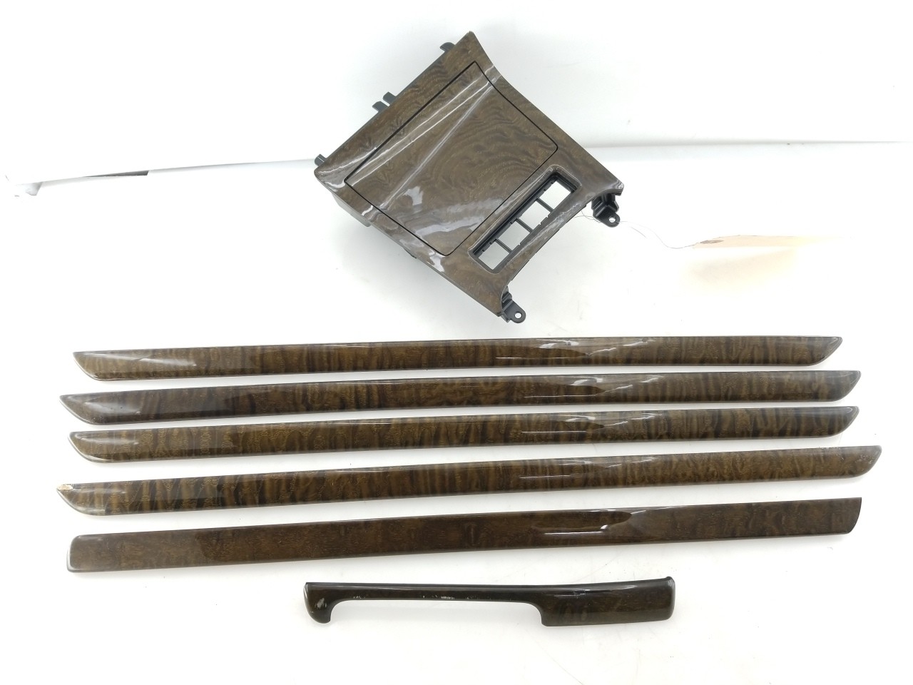 Dash Trim Set