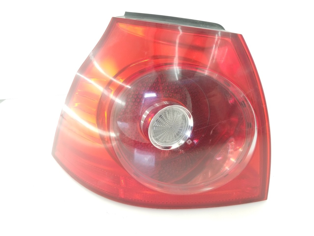 Taillight Outer LR