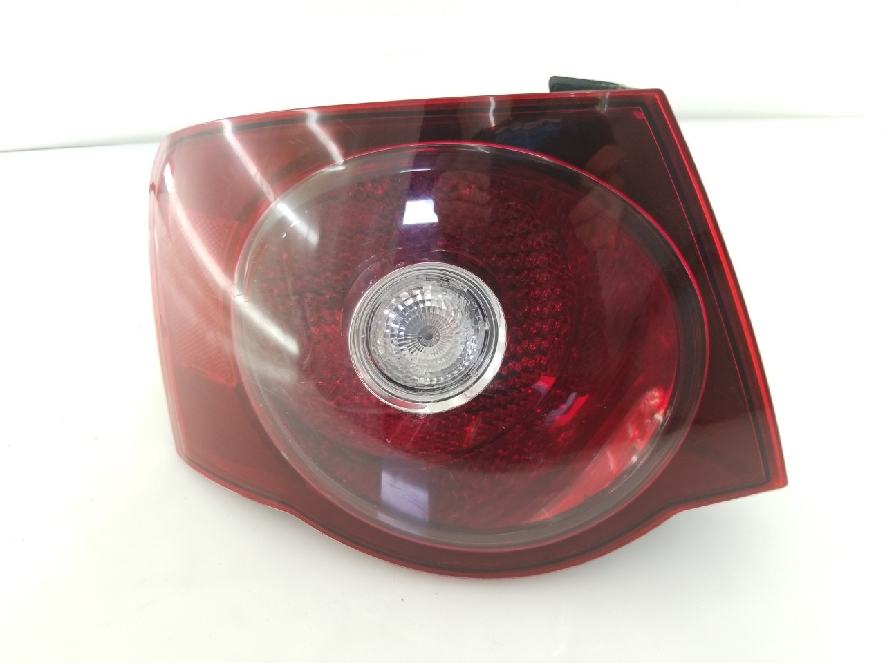 Taillight Outer LR