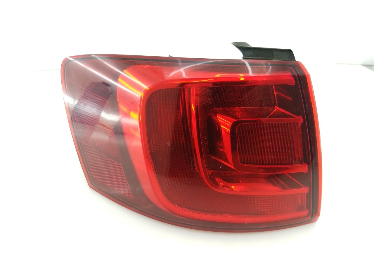 Taillight Outer LR