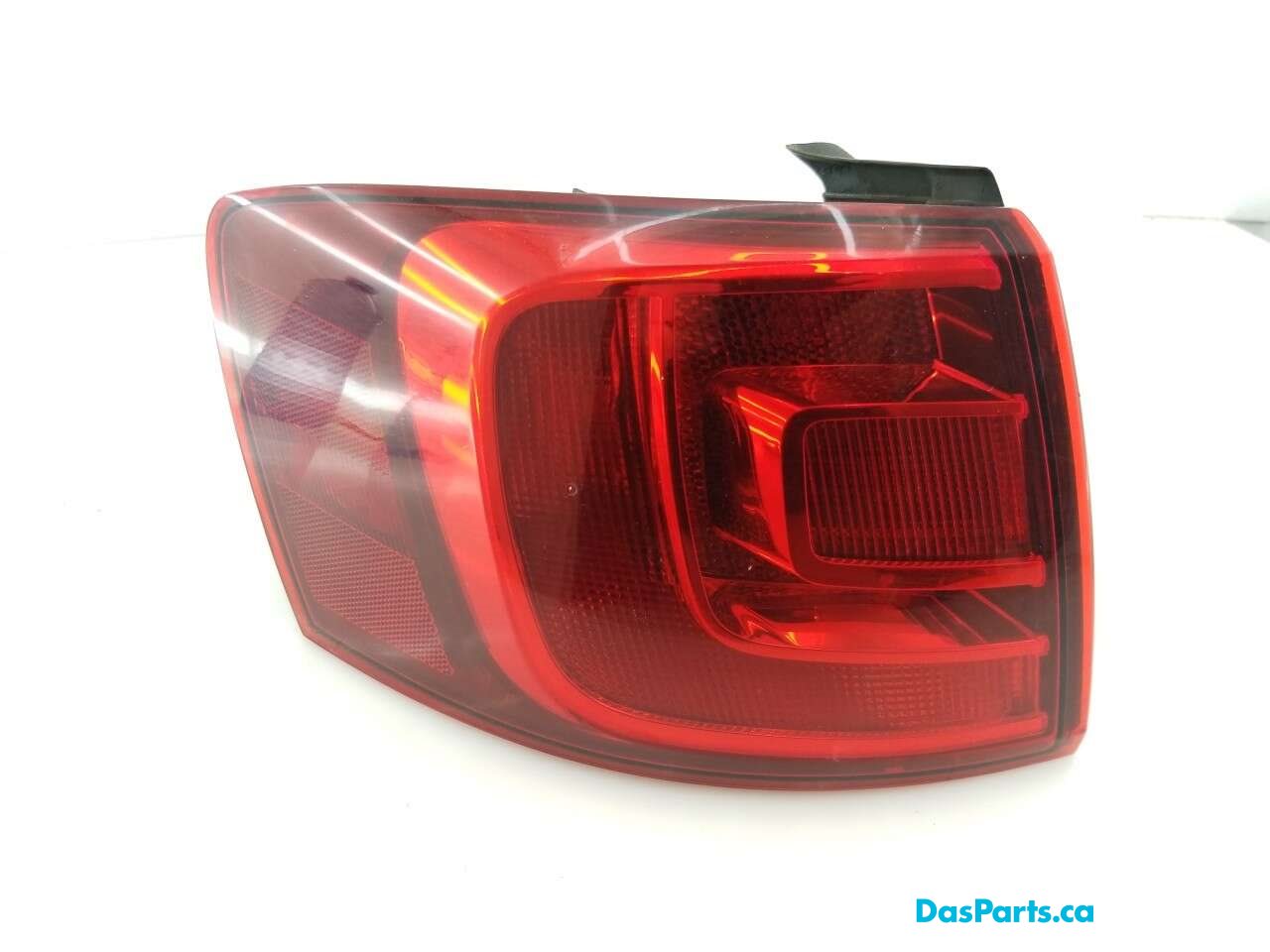 Taillight Outer LR