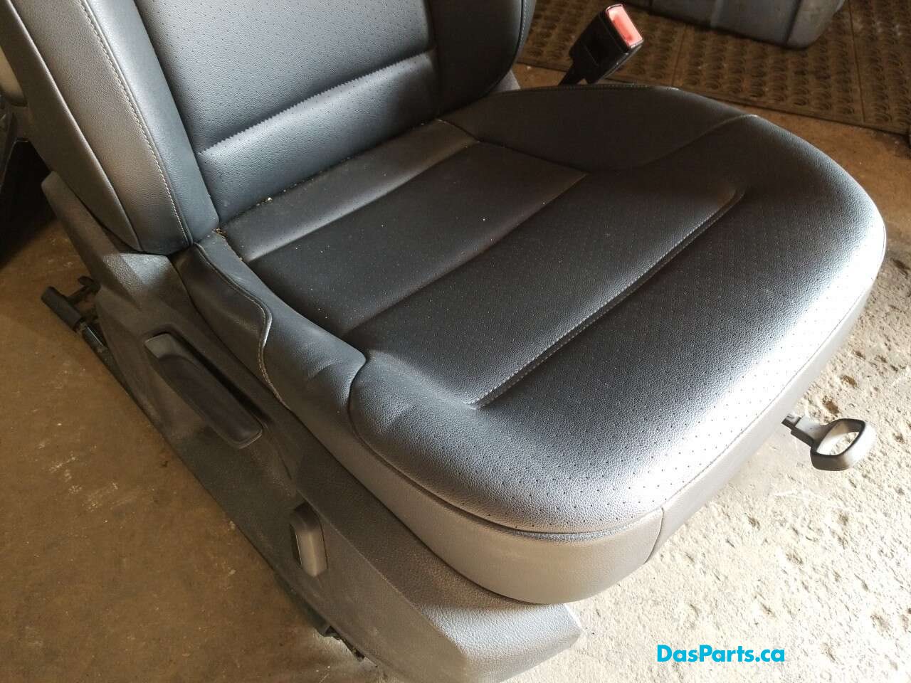 Seat RF