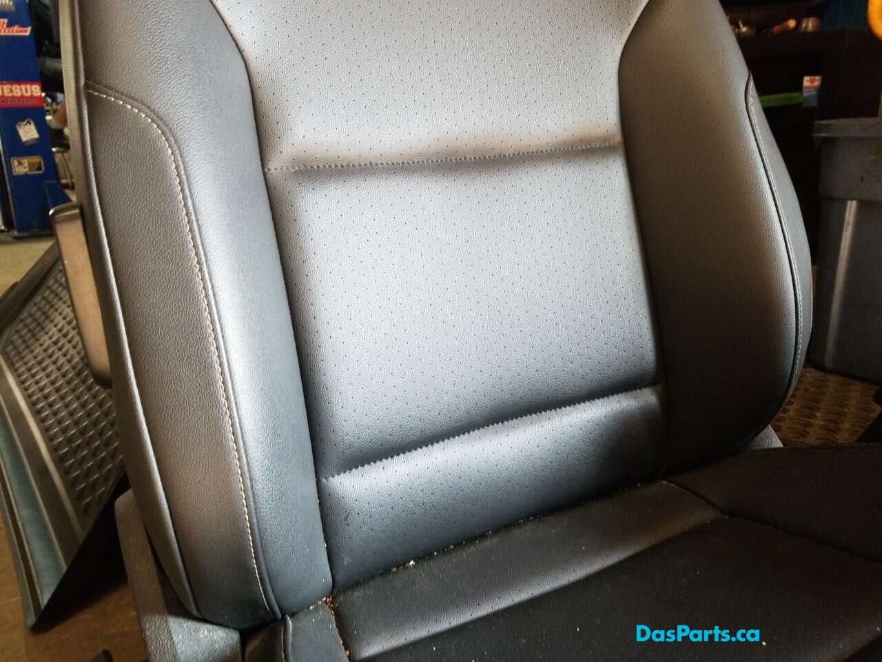 Seat RF