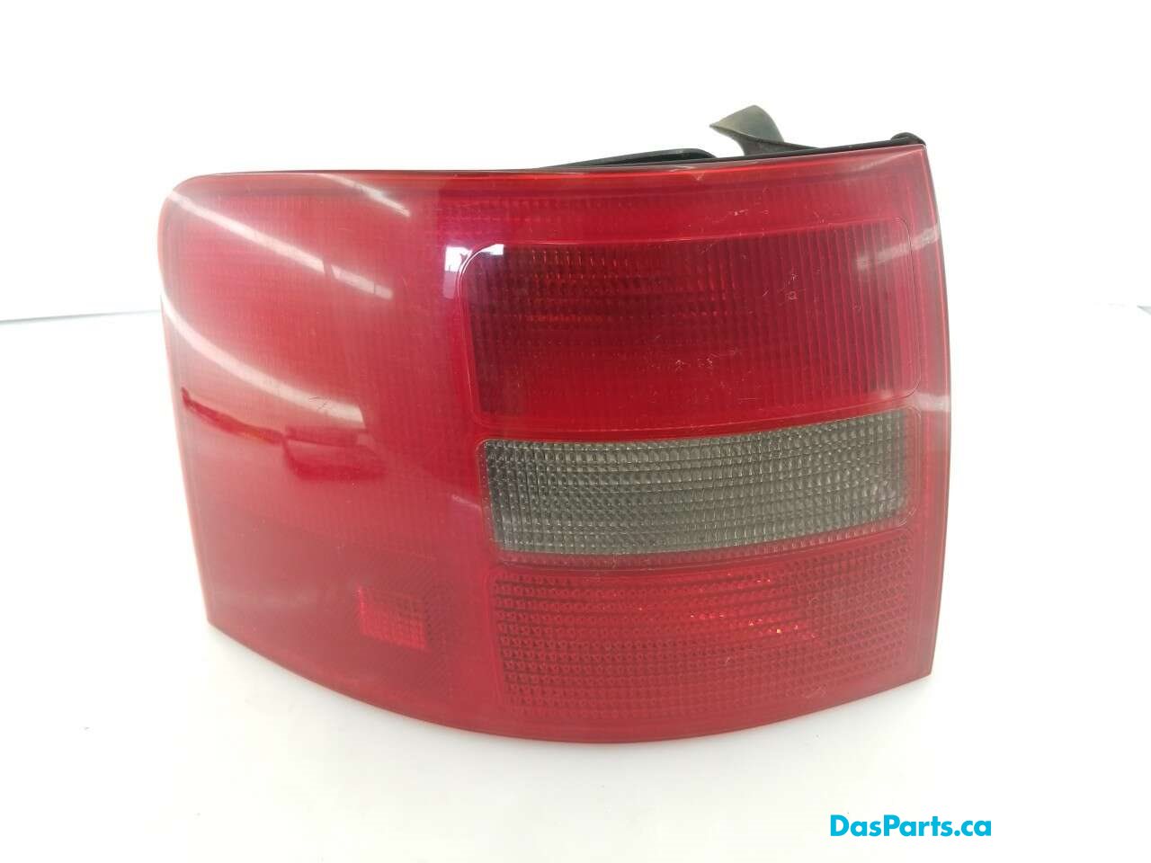 Taillight Outer LR