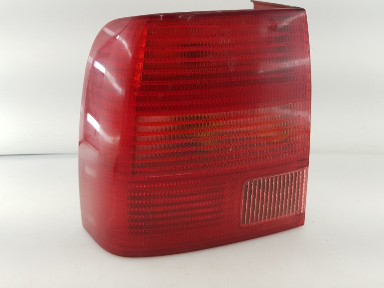 Taillight Outer LR