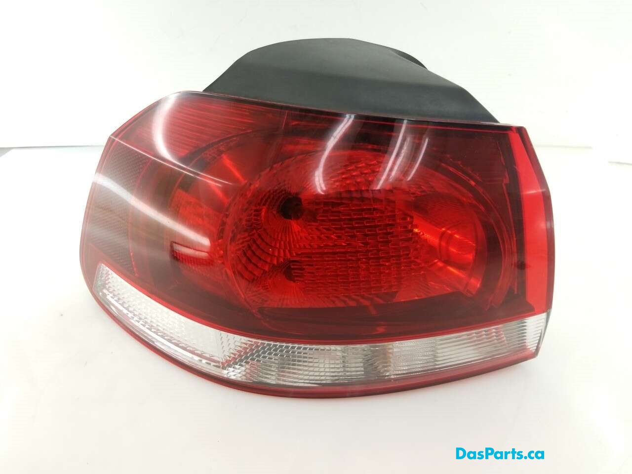 Taillight Outer LR