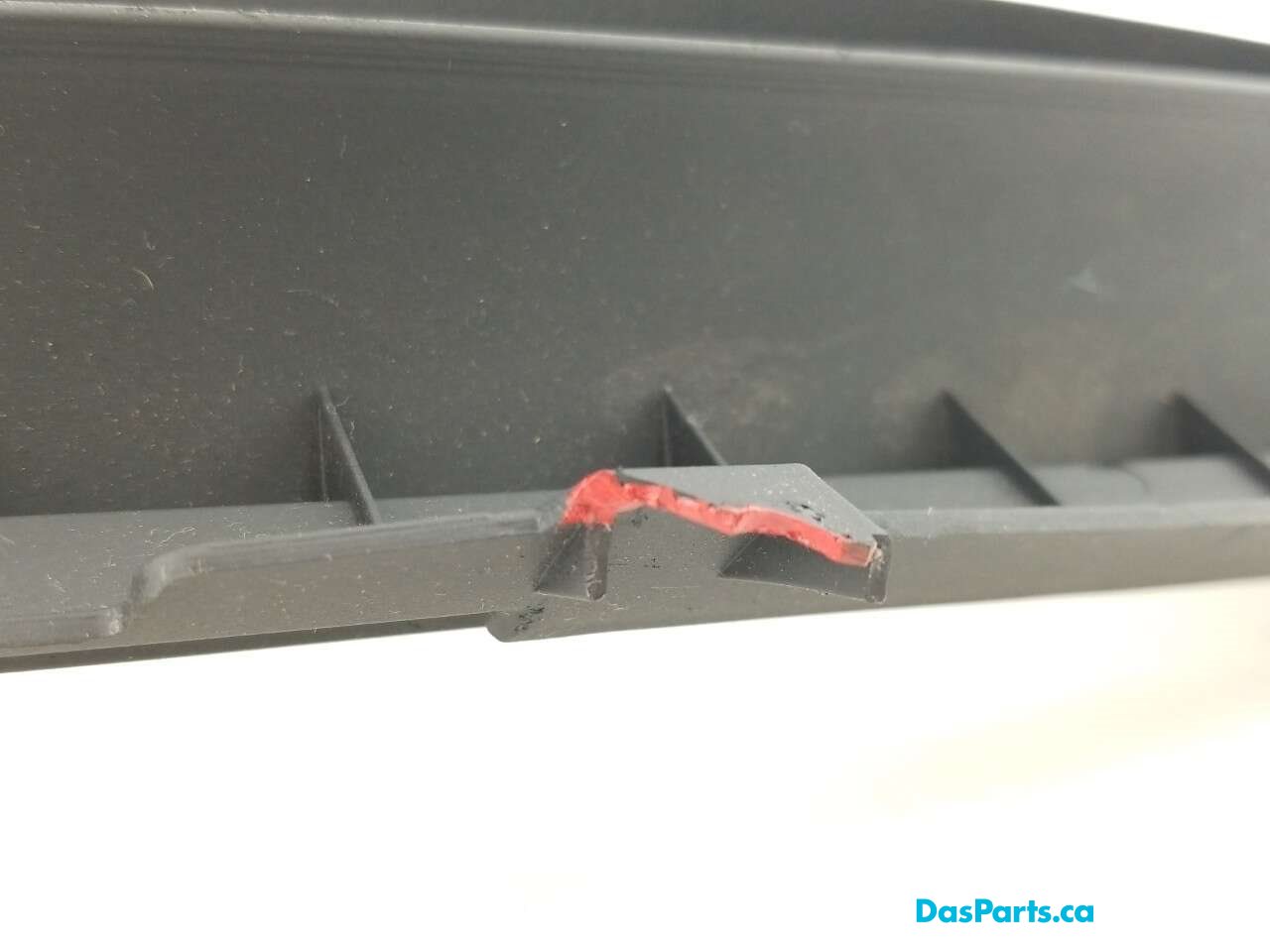 Quarter Glass Trim L