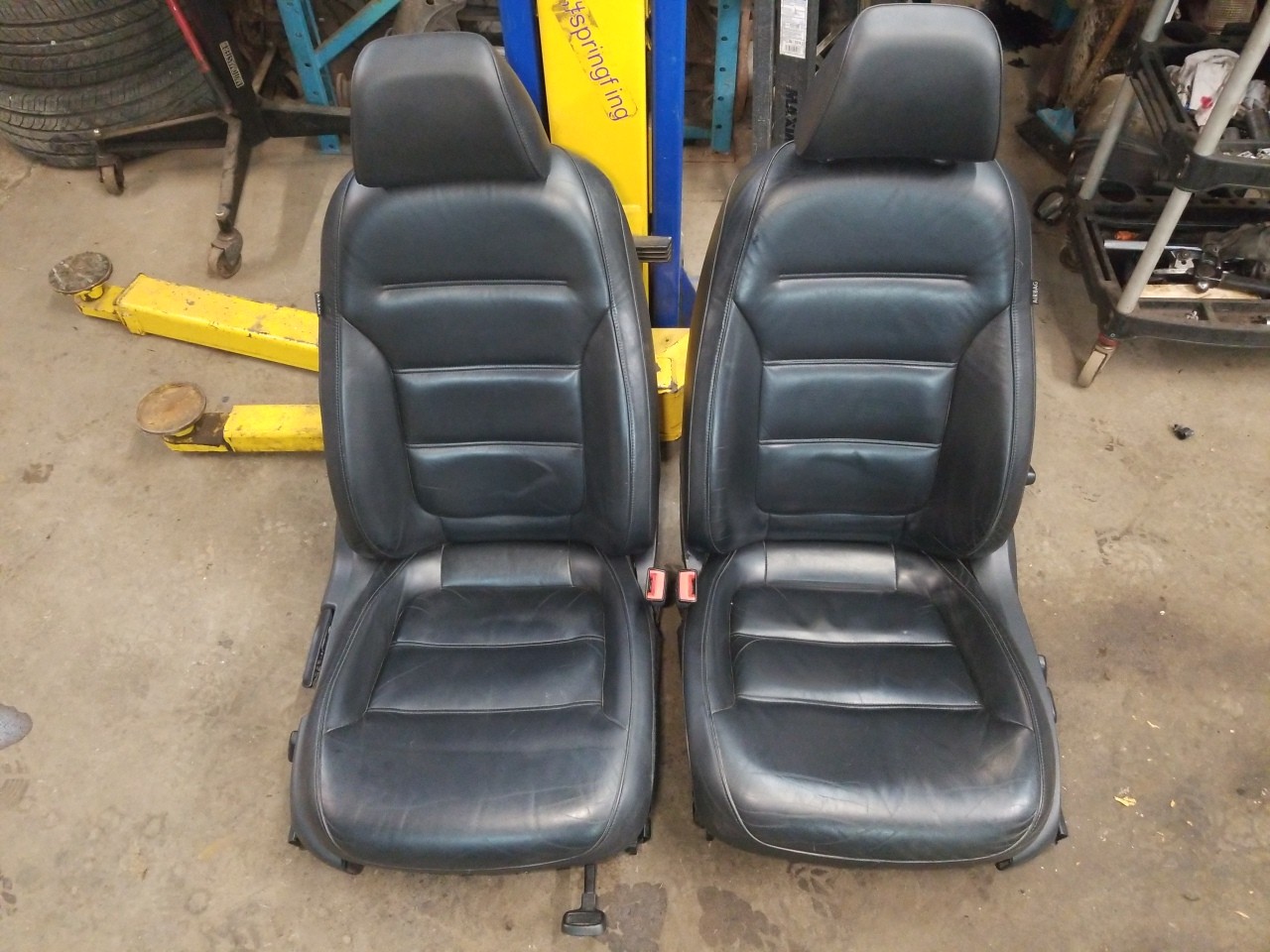 Seat Set Complete