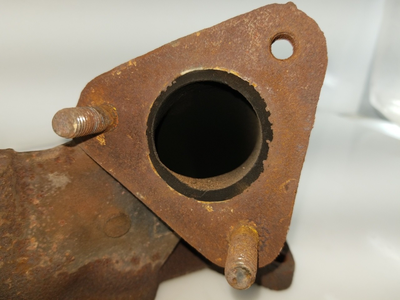 Exhaust Manifold 2