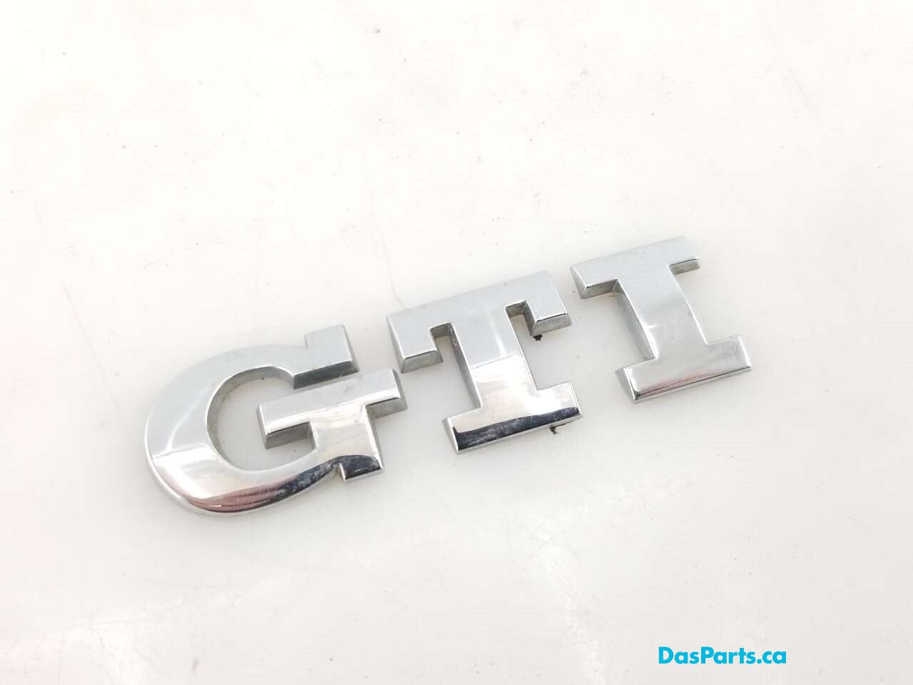 Trunk Emblem 1