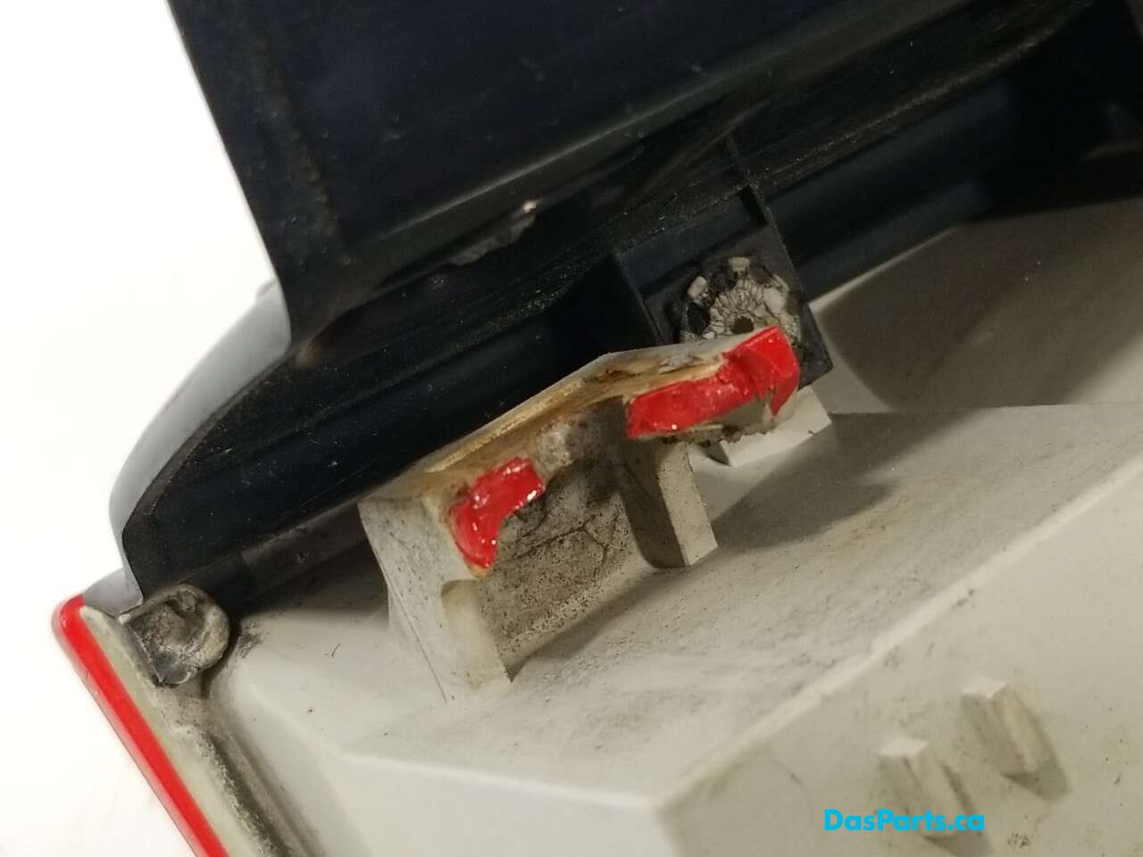 Taillight Outer LR