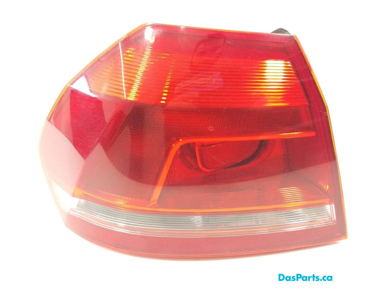 Taillight Outer LR
