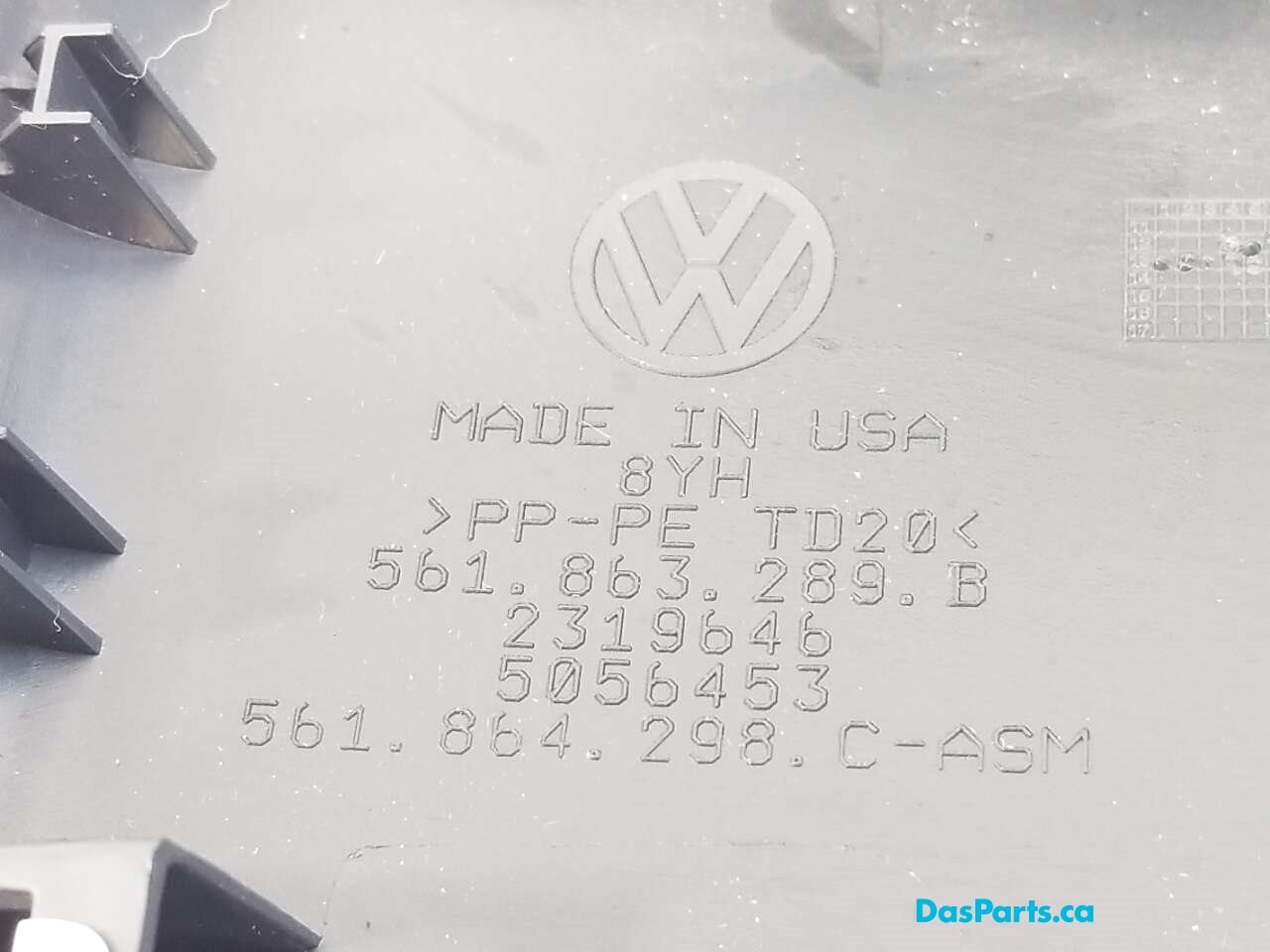 Rear Center Console Vent