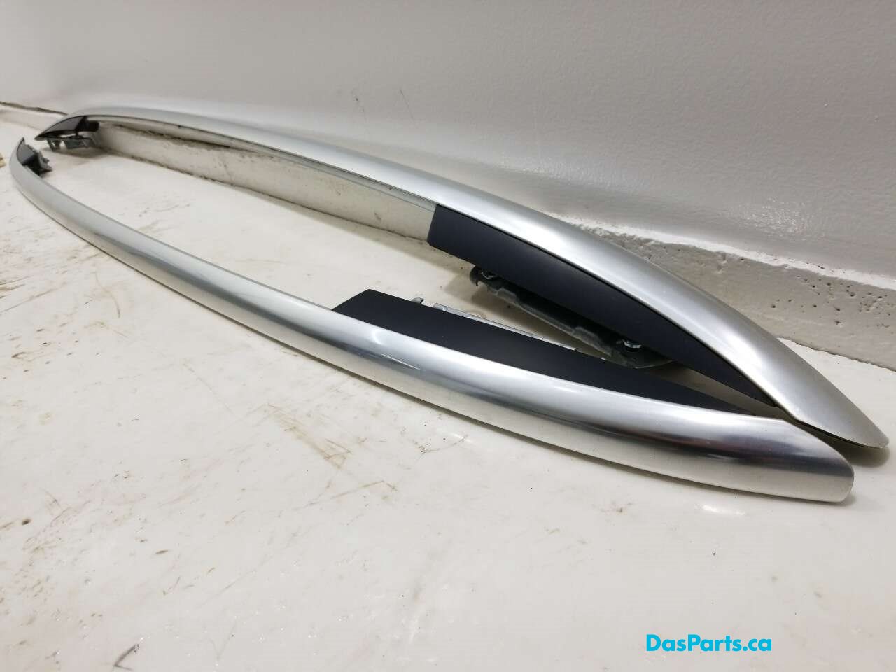 Roof Rail Pair