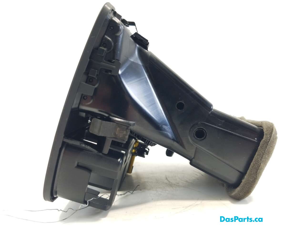 Rear Center Console Vent