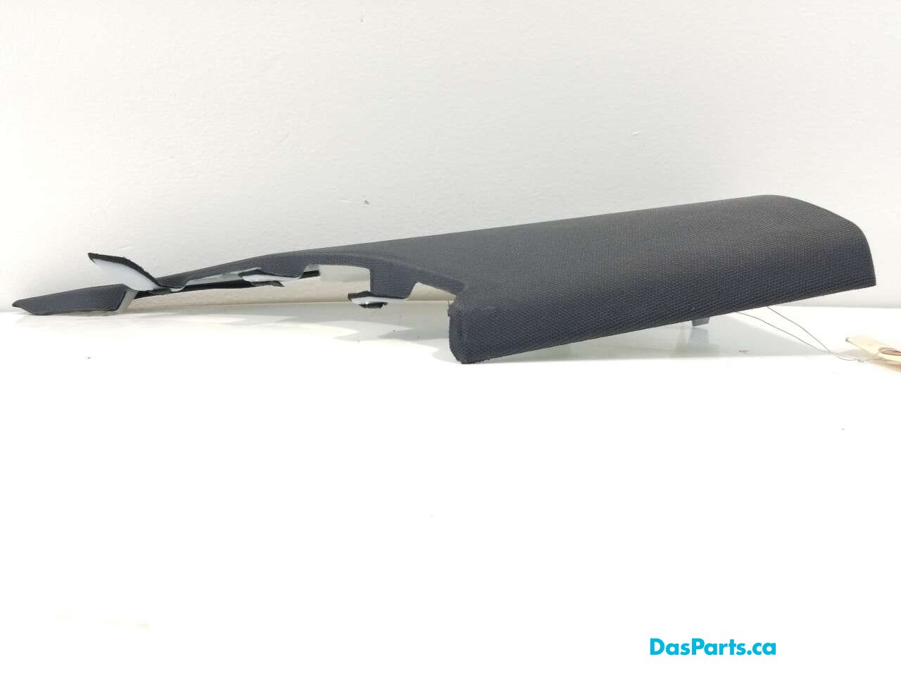 Headliner D-Pillar Trim L