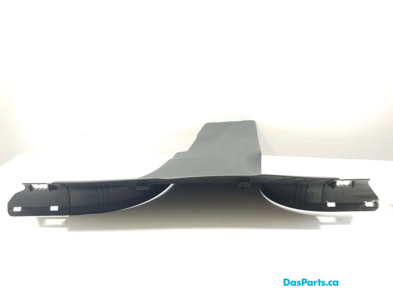 Lower B-Pillar Trim R